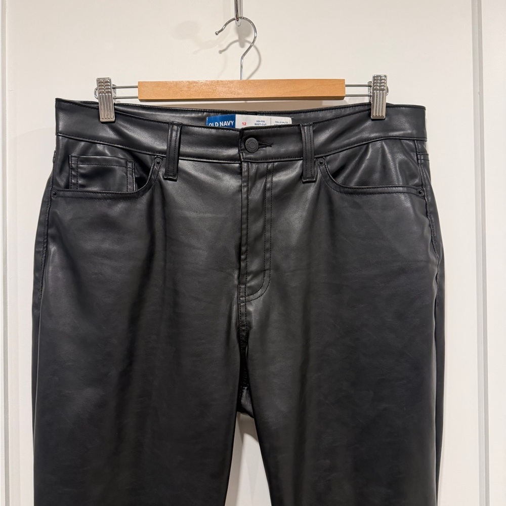 VEGAN LEATHER Pant, Old Navy - Picture 2 of 10